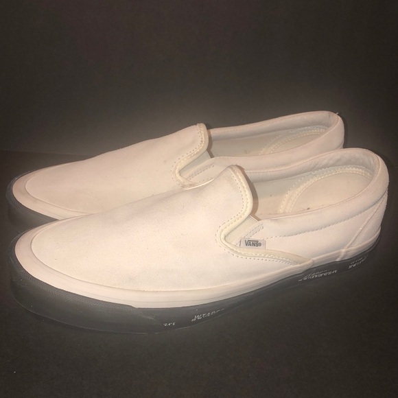 Vault by Vans Classic Slip On LX x WTAPS Collaboration main image 4